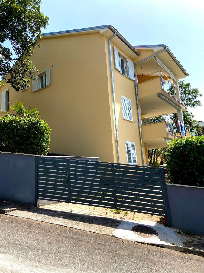 Villa Rudy Holiday Home Njivice Ngoại thất bức ảnh